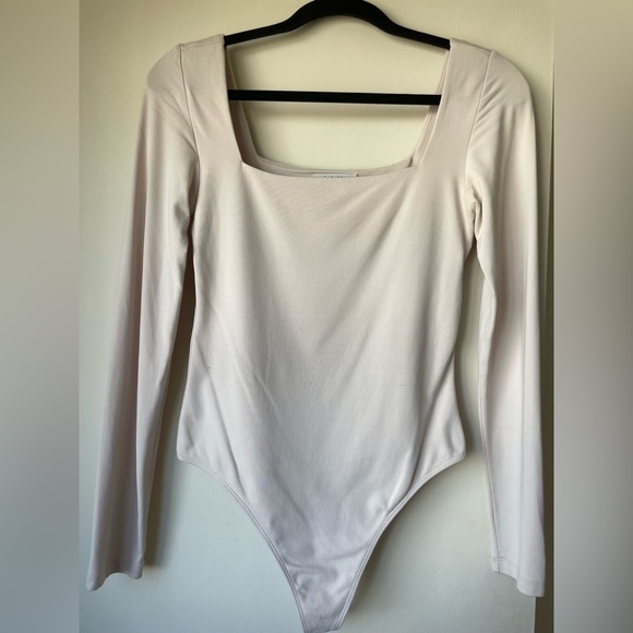Aritzia Tops - ARITZIA Babaton Contour Squareneck Longsleeve Bodysuit